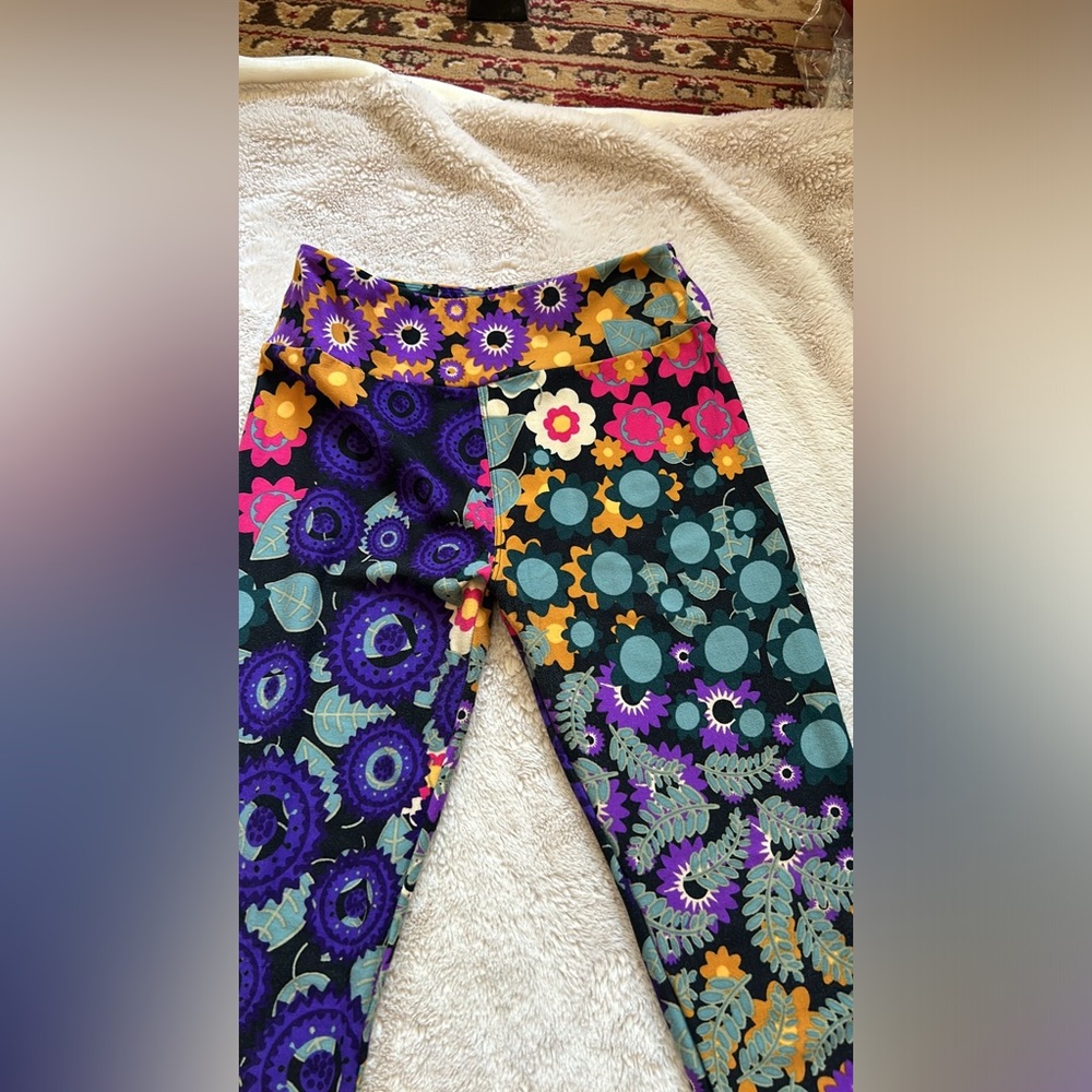 Bundle of 5 LulaRoe leggings